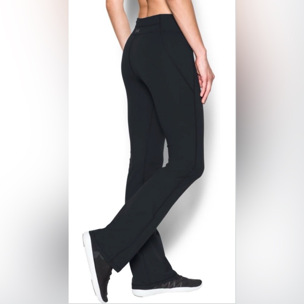 Under Armour Black Bootcut Leggings Size Small